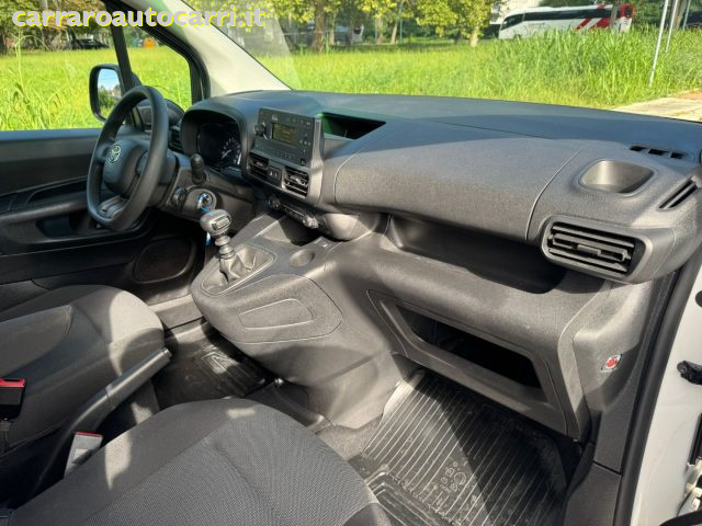 TOYOTA Proace City usata, con USB