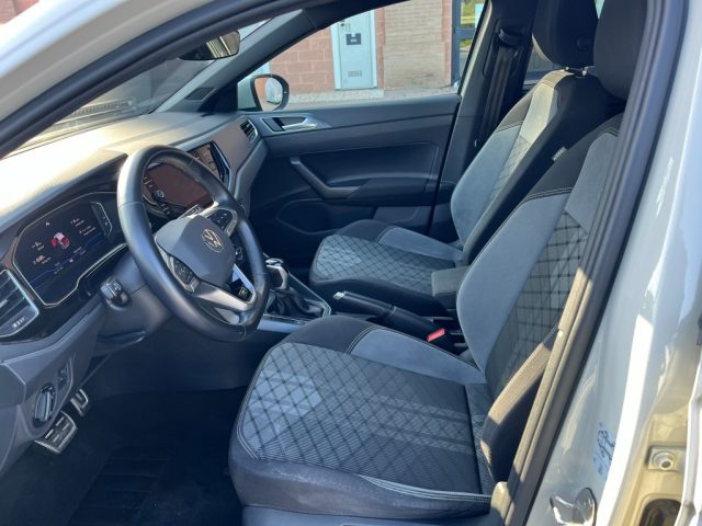 VOLKSWAGEN Taigo usata, con Autoradio