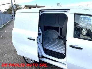 NISSAN Townstar usata, con Servosterzo