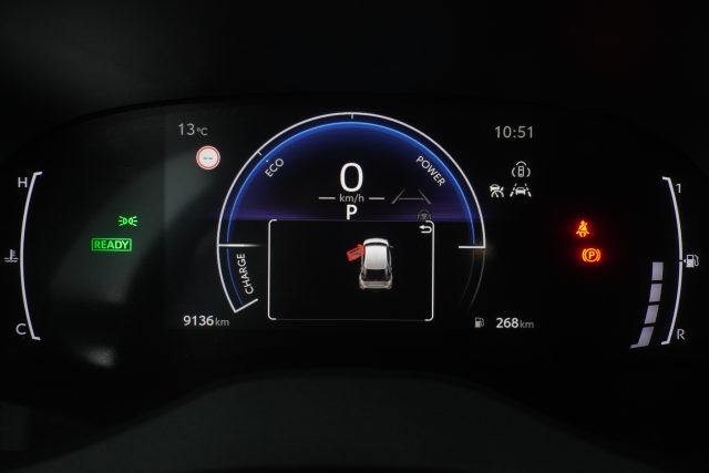 TOYOTA Yaris Cross usata 12