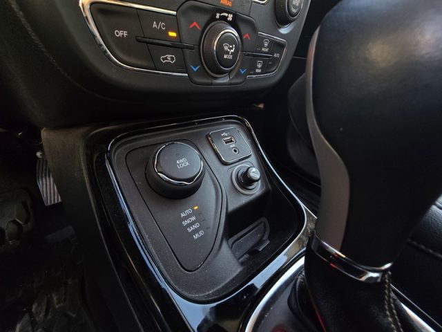 JEEP Compass usata, con Servosterzo