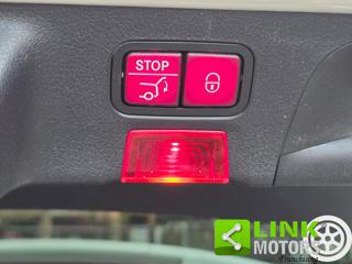 MERCEDES-BENZ CLA 220 usata, con Touch screen