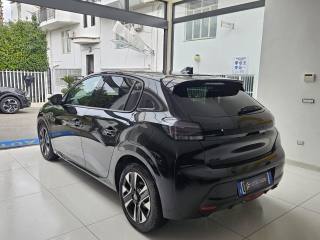 PEUGEOT 208 usata, con Autoradio