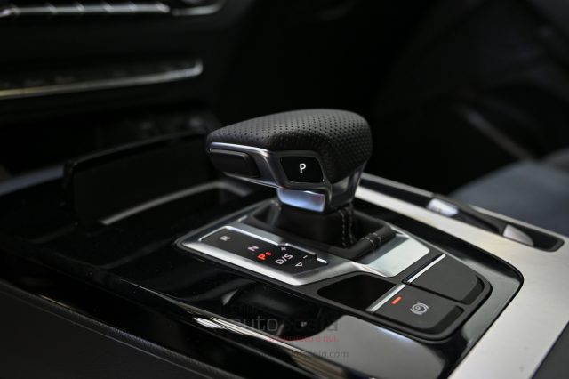 AUDI Q5 usata, con Airbag testa