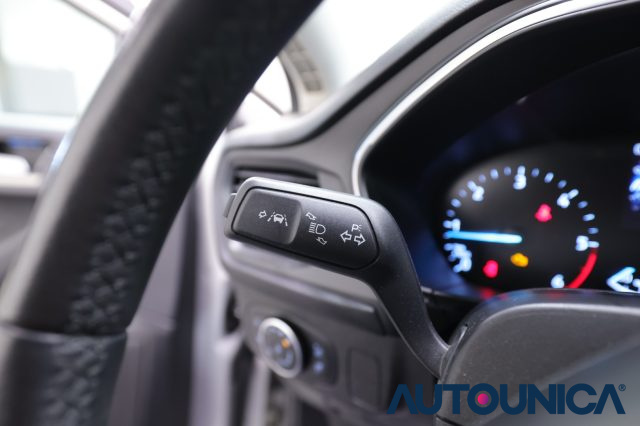 FORD Focus usata, con Fari LED