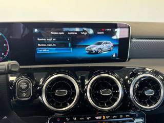 MERCEDES-BENZ A 180 usata, con Leve al volante