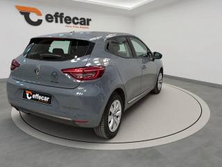 RENAULT Clio usata, con Autoradio