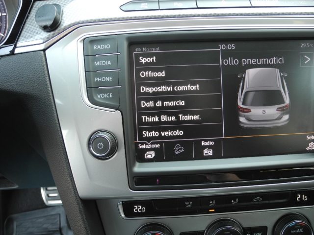 VOLKSWAGEN Passat Alltrack usata, con Bracciolo