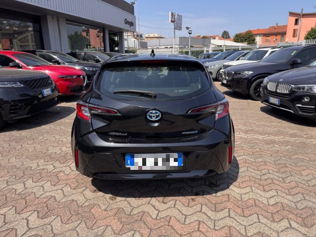 TOYOTA Corolla usata, con Autoradio