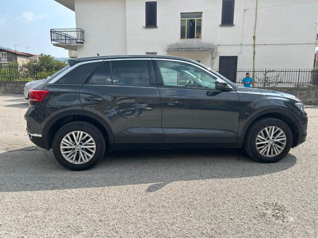 VOLKSWAGEN T-Roc usata, con Autoradio