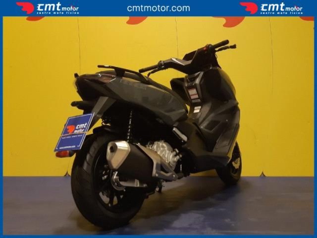 OTHERS-ANDERE OTHERS-ANDERE usata 3