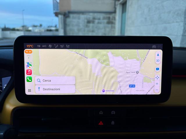 JEEP Avenger usata, con USB