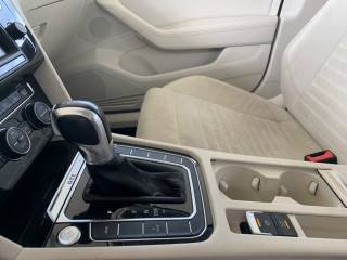 VOLKSWAGEN Passat usata, con Sedili riscaldati