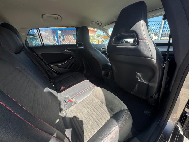 MERCEDES-BENZ CLA 200 usata, con Fari Xenon