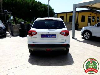SUZUKI Vitara usata, con Autoradio