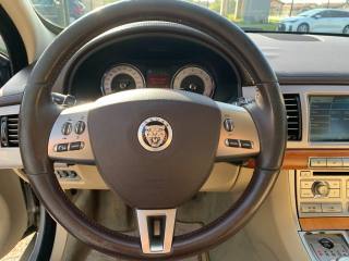 JAGUAR XF usata, con Cruise Control