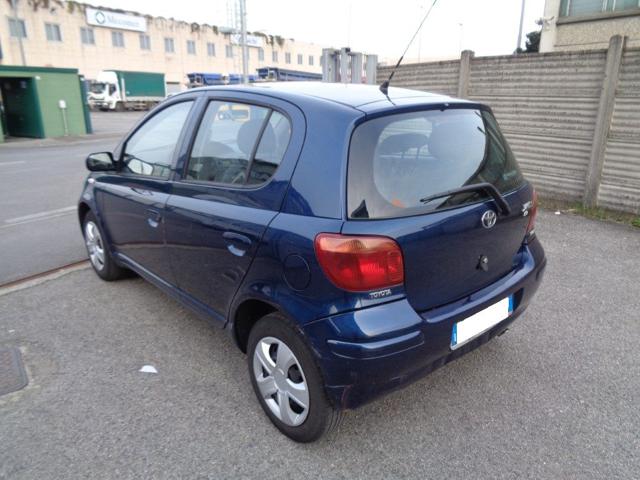 TOYOTA Yaris usata, con Airbag laterali