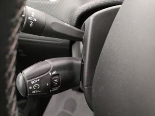 PEUGEOT 2008 usata, con Controllo automatico clima