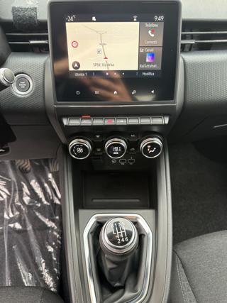 RENAULT Clio usata, con Controllo automatico clima