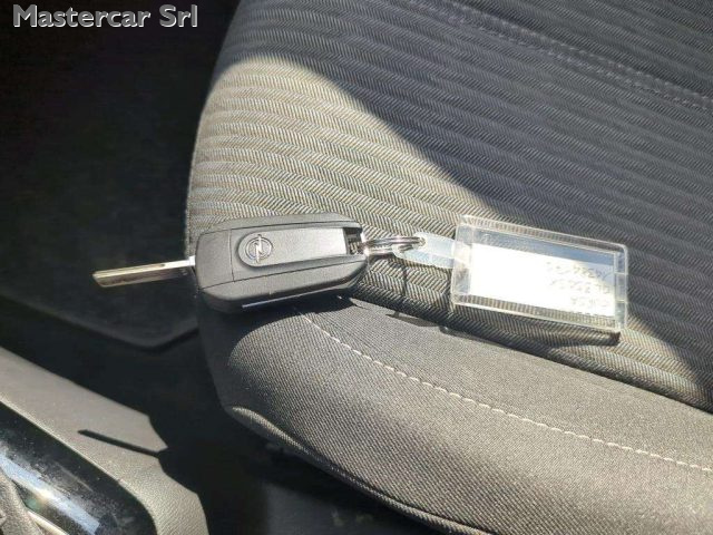 OPEL Corsa usata, con Boardcomputer