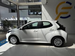 TOYOTA Yaris usata, con Boardcomputer