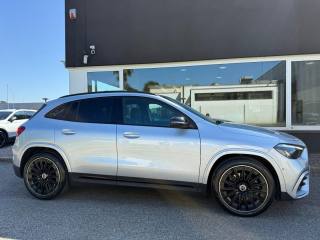 MERCEDES-BENZ GLA 200 usata, con Alzacristalli elettrici