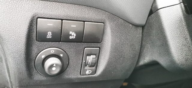 PEUGEOT Partner usata, con MP3