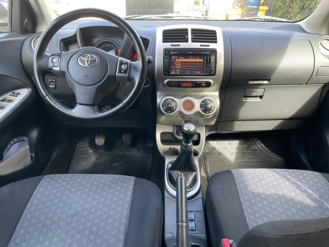 TOYOTA Urban Cruiser usata 19