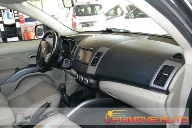 MITSUBISHI Outlander usata, con ESP