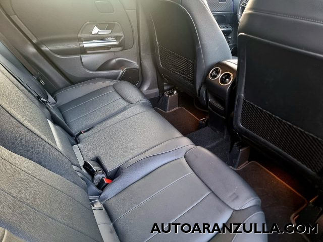 MERCEDES-BENZ GLA 200 usata, con USB