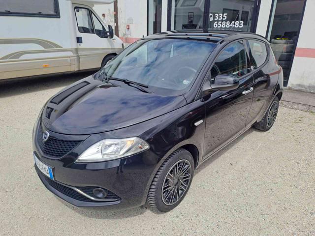 LANCIA Ypsilon usata, con ABS