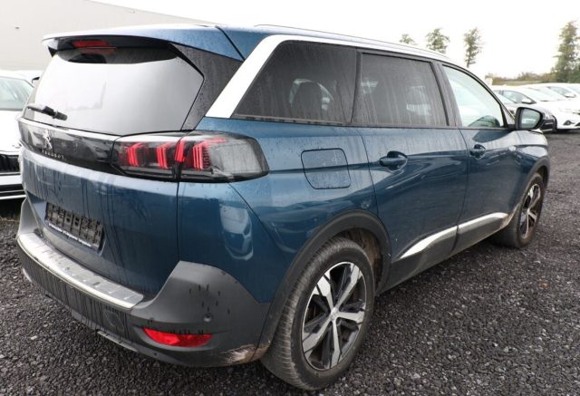 PEUGEOT 5008 usata, con Autoradio