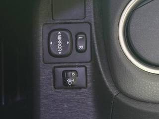 TOYOTA Yaris usata 18