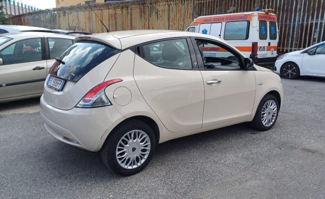 LANCIA Ypsilon usata, con Chiusura centralizzata