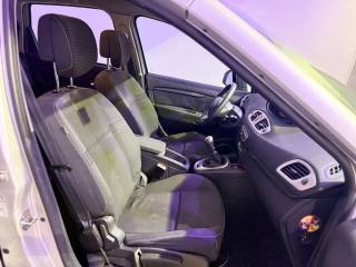 RENAULT Scenic usata 6