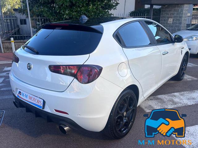 ALFA ROMEO Giulietta usata, con Autoradio