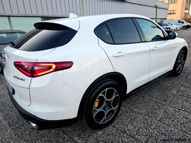 ALFA ROMEO Stelvio usata, con Cerchi in lega