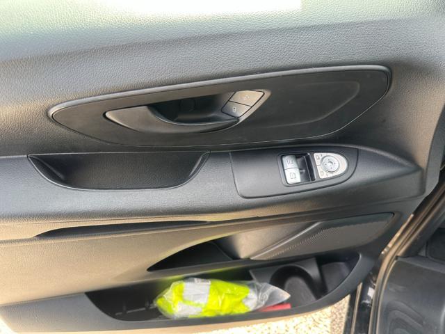 MERCEDES-BENZ Vito usata, con Boardcomputer