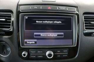 VOLKSWAGEN Touareg usata, con Fari Xenon