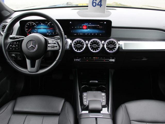 MERCEDES-BENZ GLB 180 usata, con Sistema di navigazione