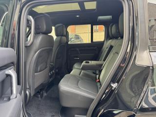 LAND ROVER Defender usata, con Climatizzatore