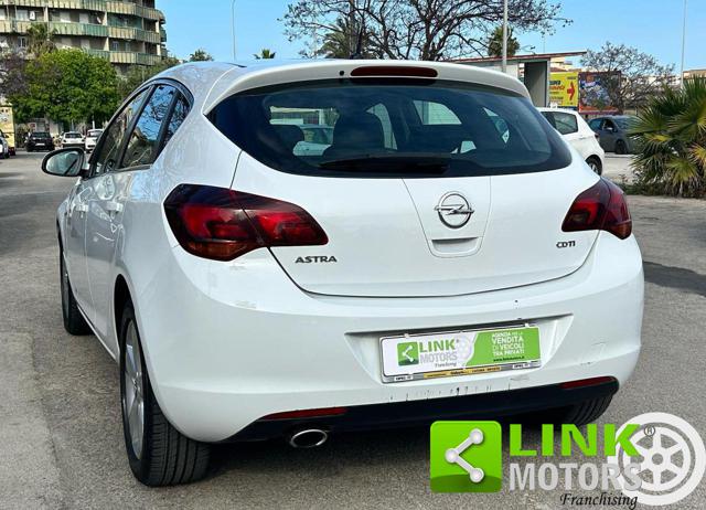 OPEL Astra usata, con Climatizzatore
