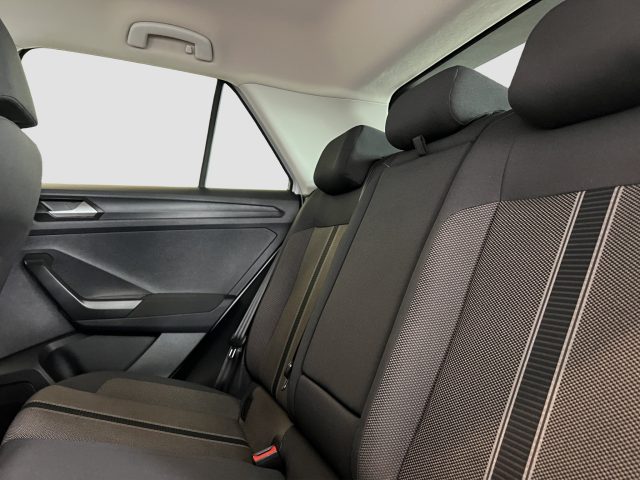 VOLKSWAGEN T-Roc usata 10