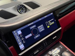 PORSCHE Cayenne usata, con Interni in pelle