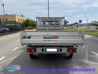 PEUGEOT Boxer usata, con MP3