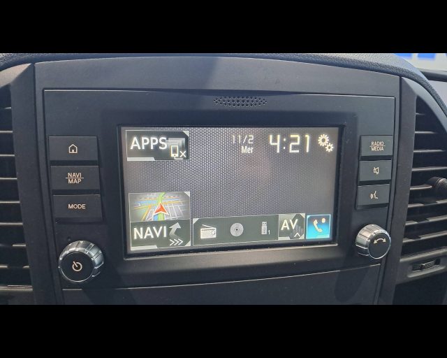 MERCEDES-BENZ Vito usata 9