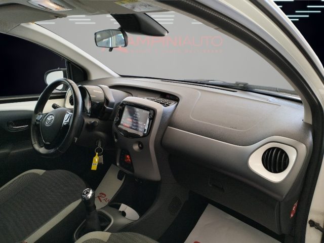TOYOTA Aygo usata 19