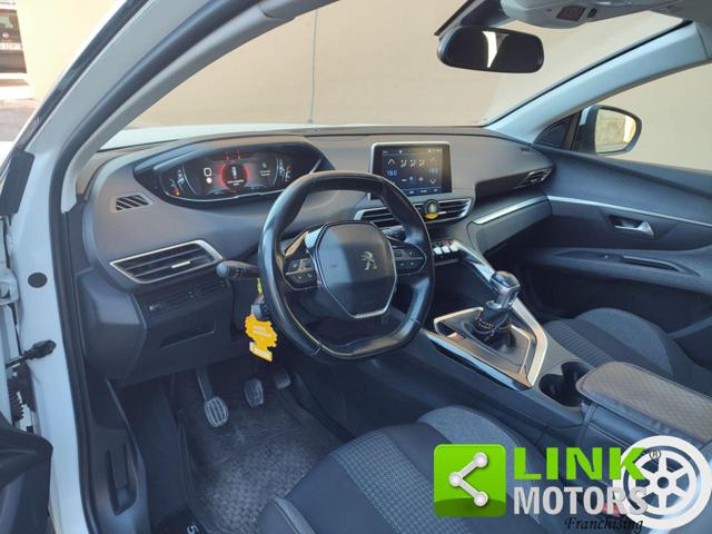 PEUGEOT 5008 usata, con Head-up display