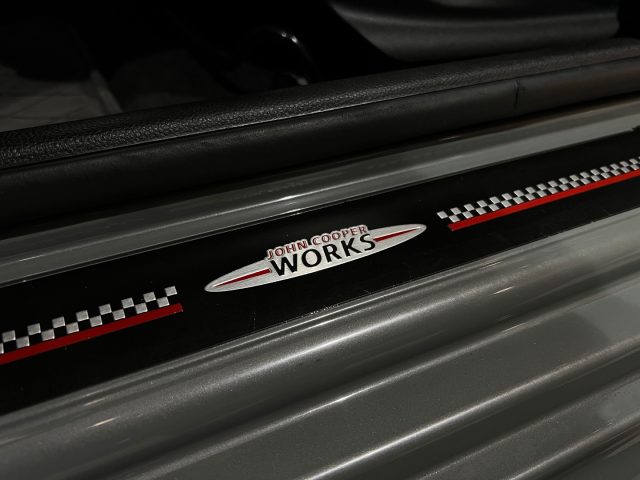 MINI Cooper S usata, con USB