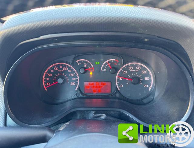 FIAT Doblo usata, con USB